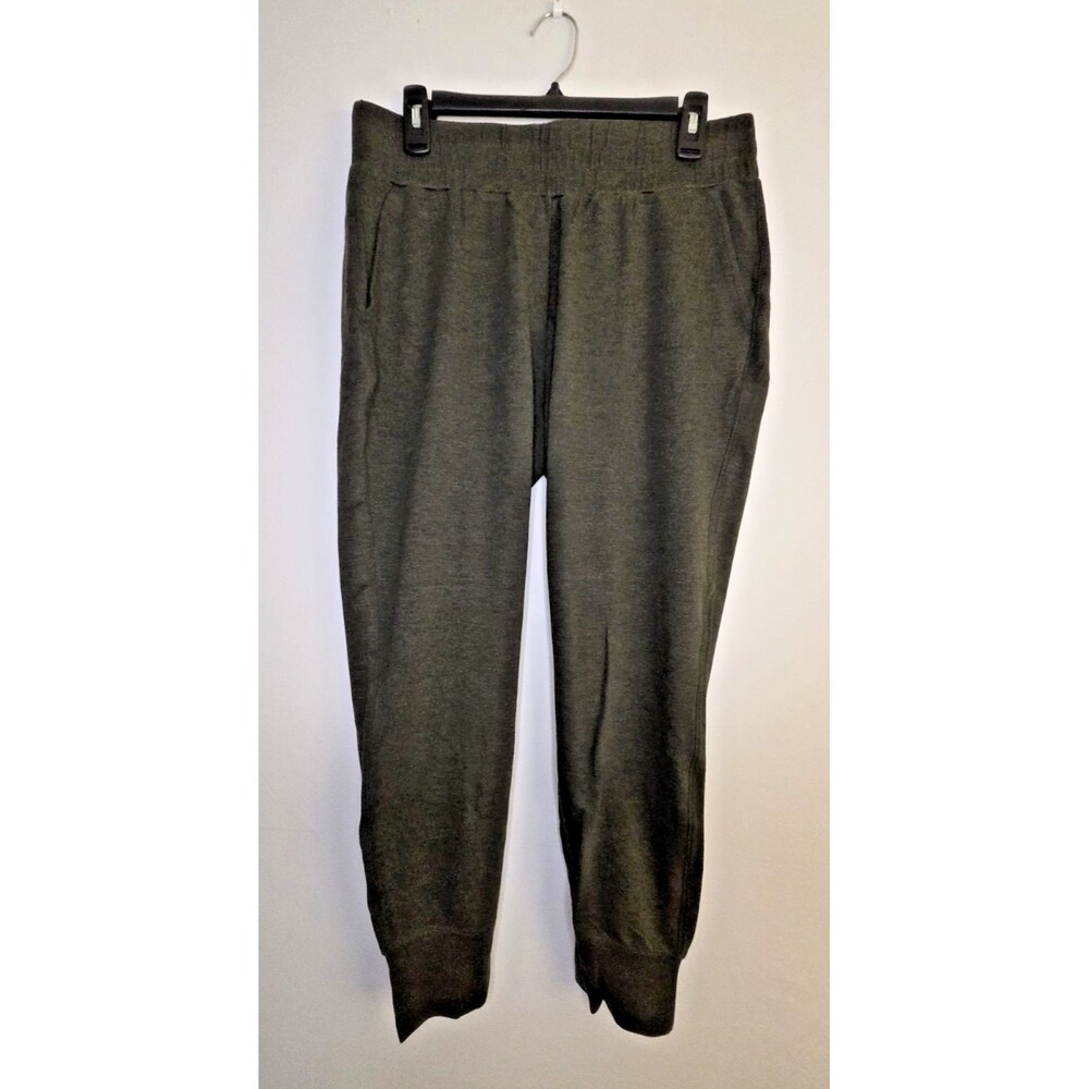 Cabi 3923 Womens Pivot Jogger Pants MEDIUM Olive Green Pull On Travel Athleisure